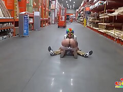 Clown gets dick inhaled in The Home Depot