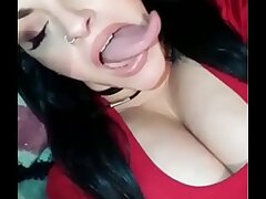 Honey gets roomies long tongue in pussy