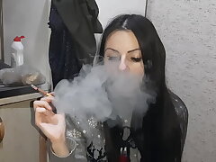 My fetish gf smokes and observes me have