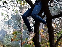 Female climbed a tree to touch her cunny